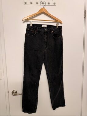 Abercrombie Ultra High Rise Ankle Straight